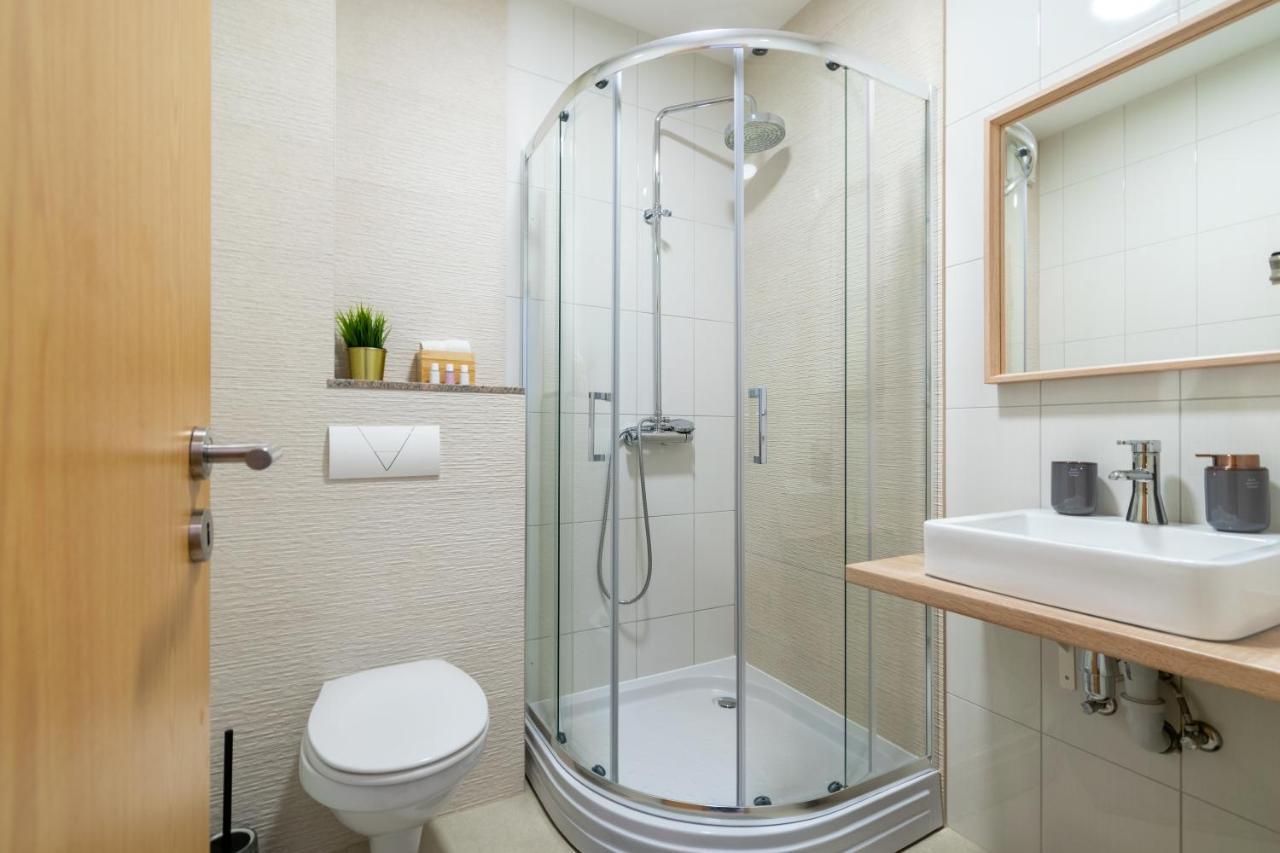 Apartmani Eterovic Baška Voda Exterior foto